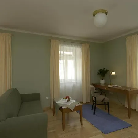 Kriva Guest house